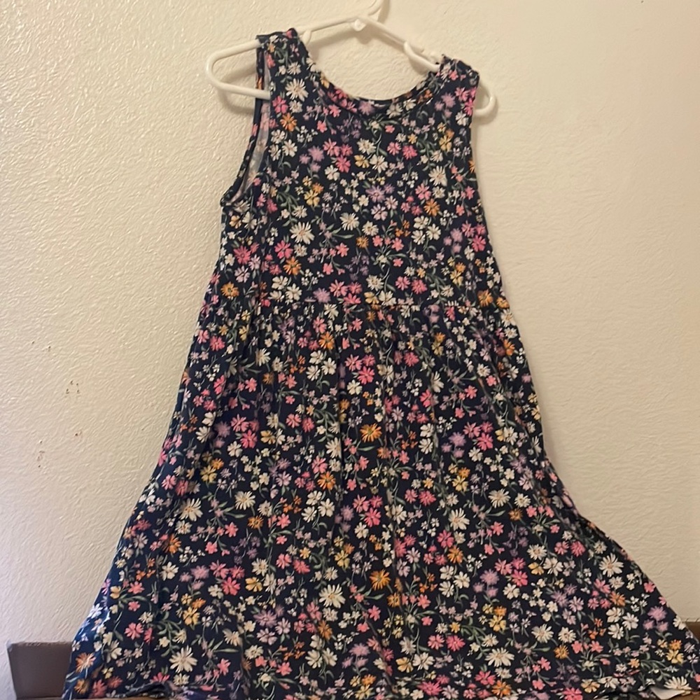 Girls dress